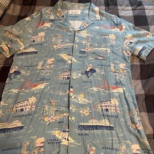 Faherty fun short sleeve, button up, collared shirt.
